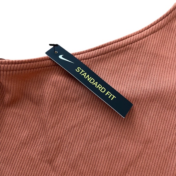 Nike Ribbed Rust Dri-Fit Tank - Picture 3 of 5